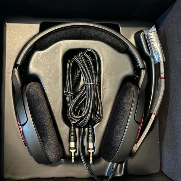 Sennheiser GAME ONE Gaming Headset PC/ PS4/ Xbox One /Mac/ Mobile and Tablet